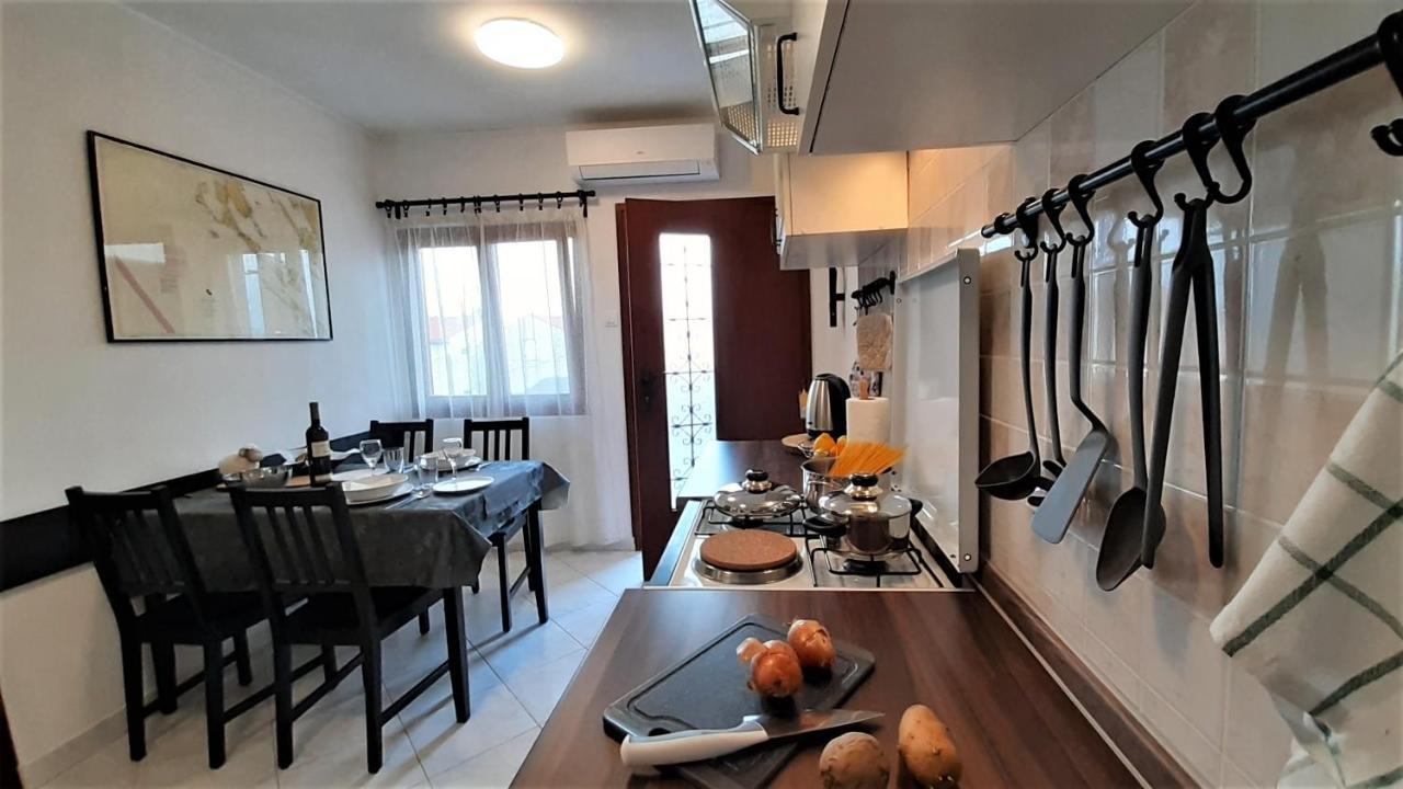 Apartments Nadia Sokolic Nerezine Kültér fotó