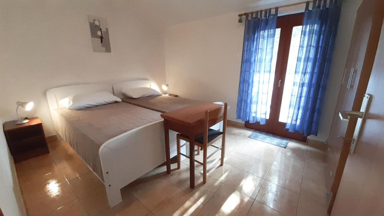 Apartments Nadia Sokolic Nerezine Kültér fotó